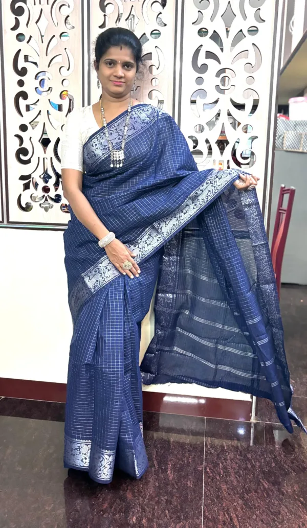 Madurai sungudi cotton Silver Zari Check Self Saree - Dark Blue