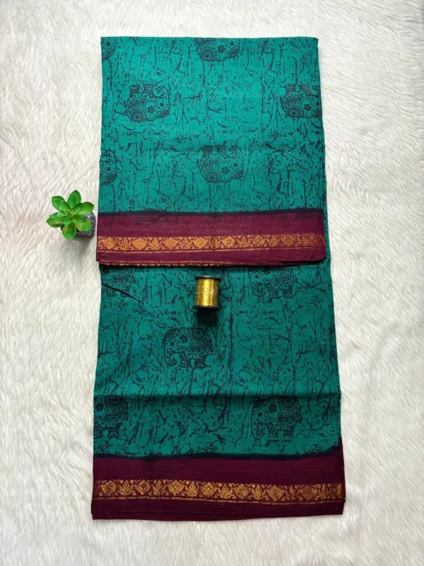 Madurai Sungudi Cotton Printed Sarees - Silver green with Maroon