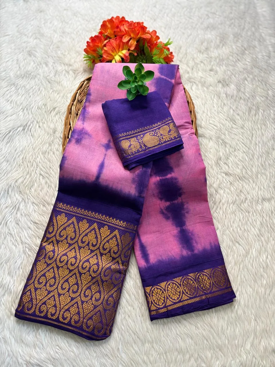 Madurai sungudi cotton saree shibori tie and dye - Light pink