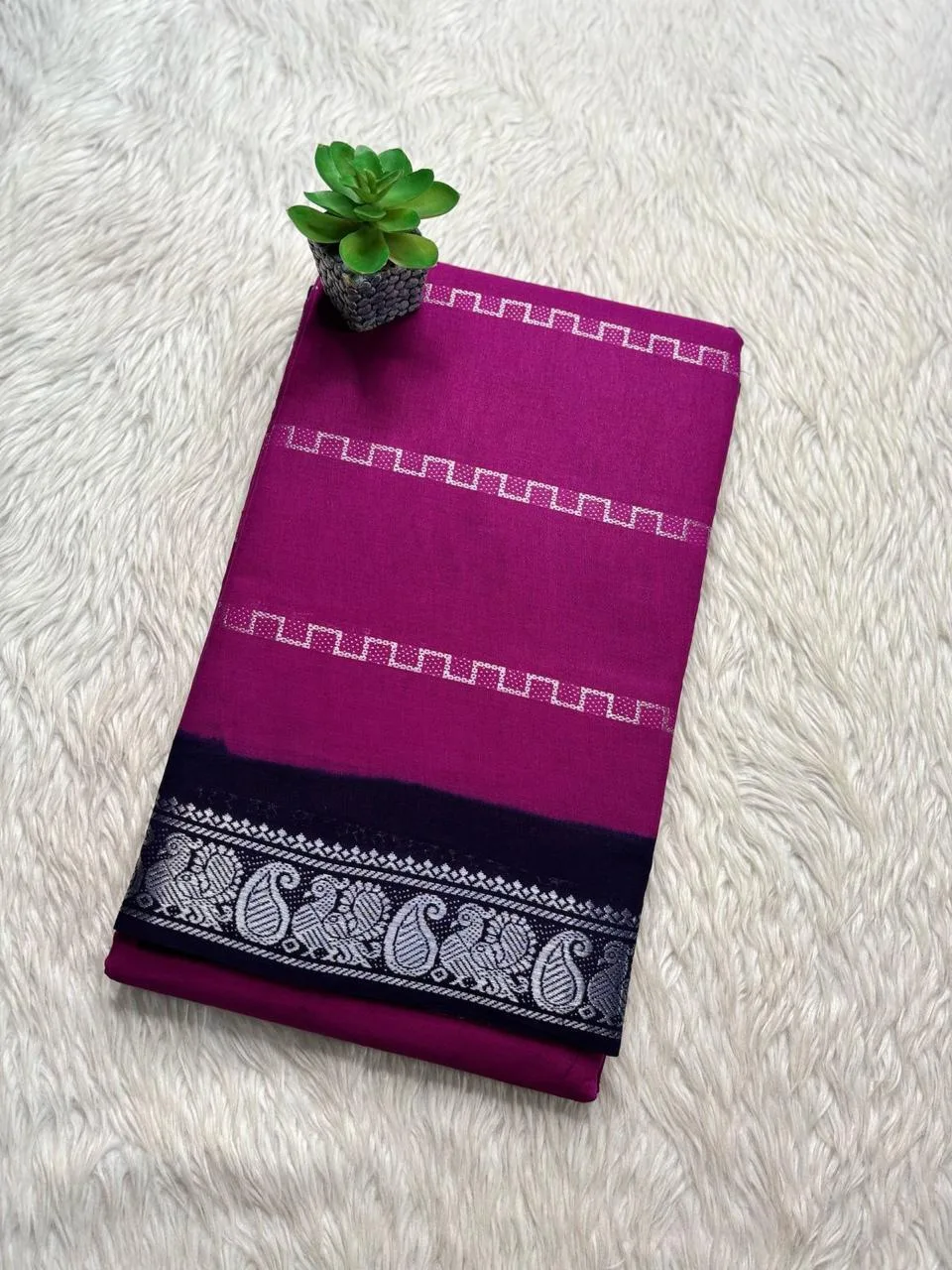 Madurai Sungudi Cotton Silver Veludhari Saree with Blouse - Mejantha Pink