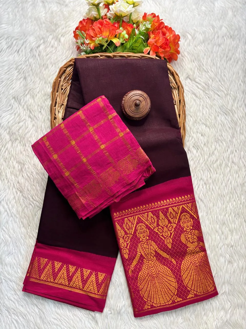 Madurai sungudi cotton mayuri - Dark brown with Pink-sungudi mayuri