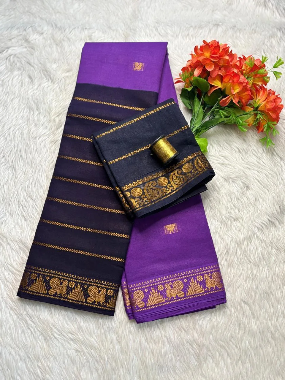 Madurai sungudi cotton Veludhari 2 colour - Lavender with blue