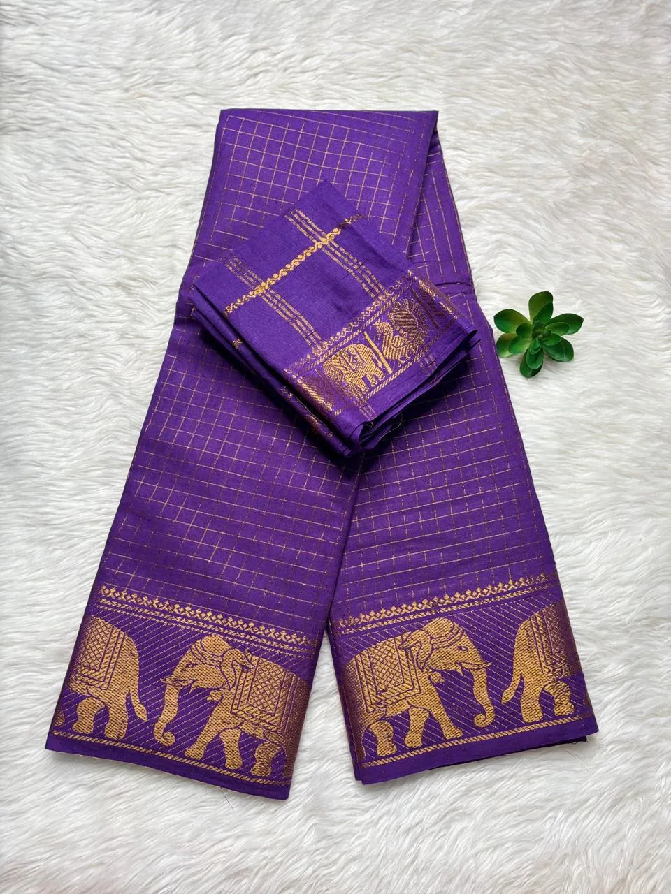 Madurai Sungudi Cotton Self Zari Checked - Lavender - Self Zari Gold