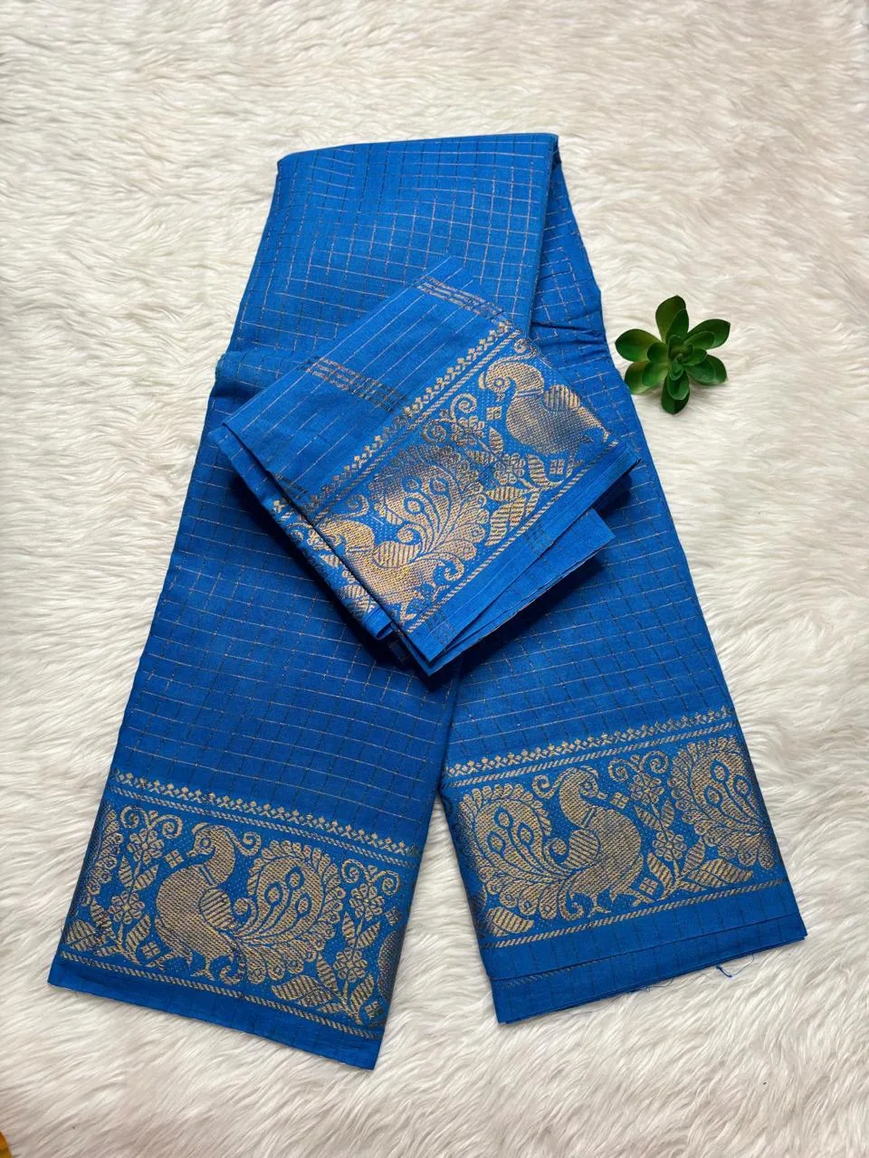 Madurai Sungudi Cotton Self Zari Checked - Blue - Self Zari Gold