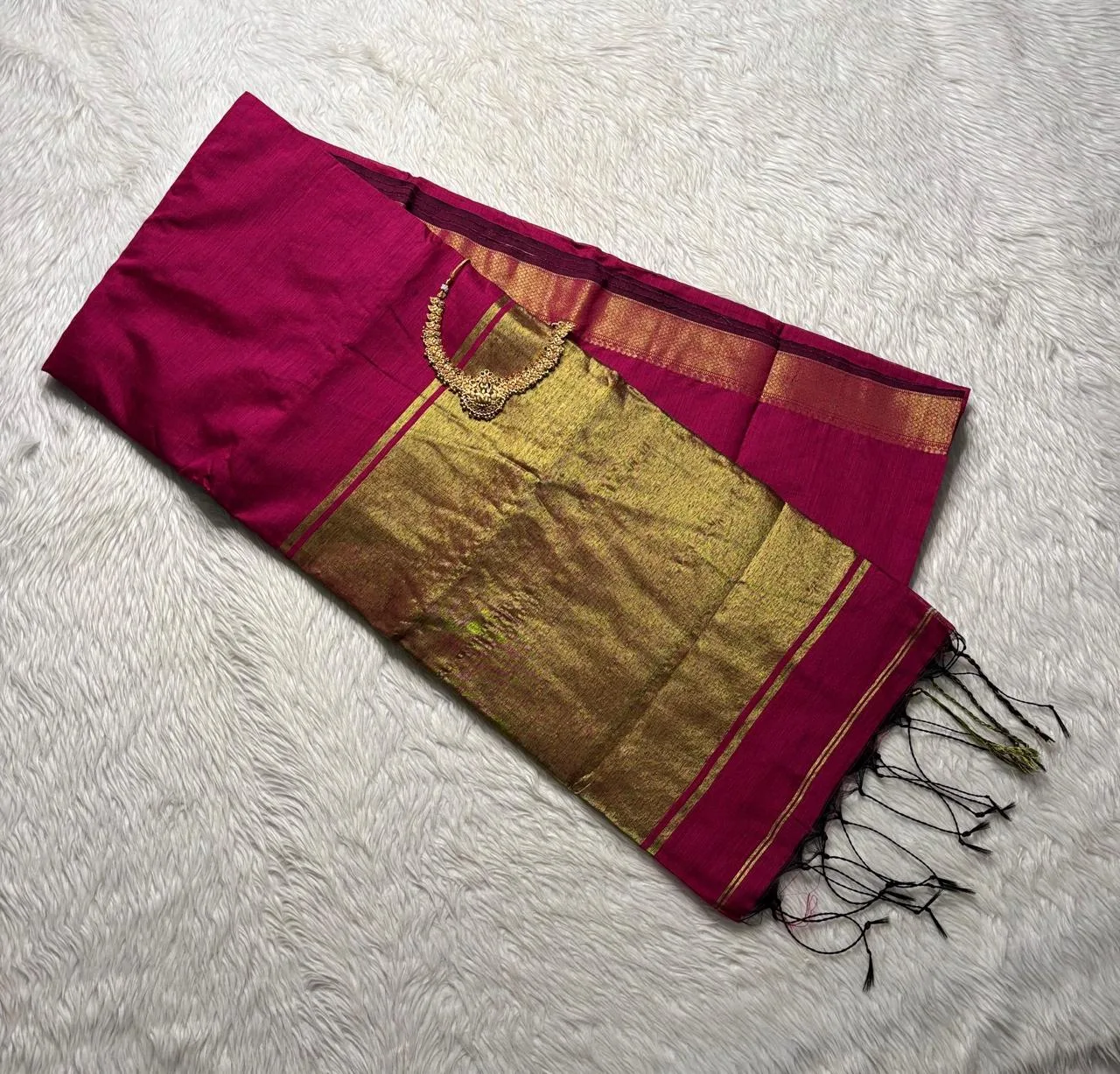 Maheswari silk cotton sarees with running blouse-Rani pink