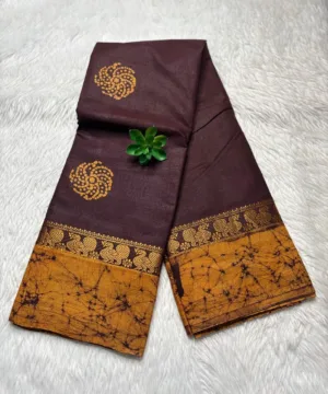 Madurai Sungudi 100 Count Wax print Sarees - Brown - Wax print1