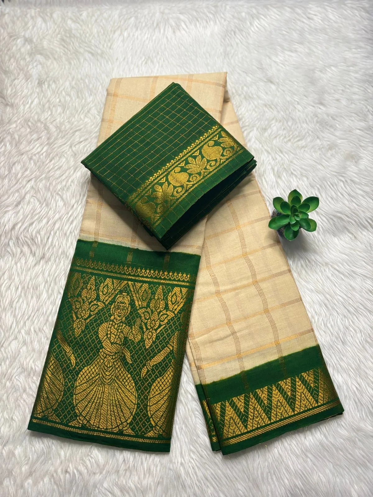 Madurai sungudi cotton Doll border Saree - Cream with green