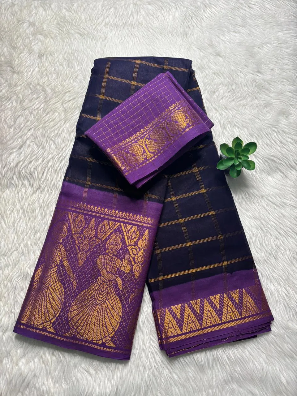 Madurai sungudi cotton Doll border Saree - Dark blue with Lavender