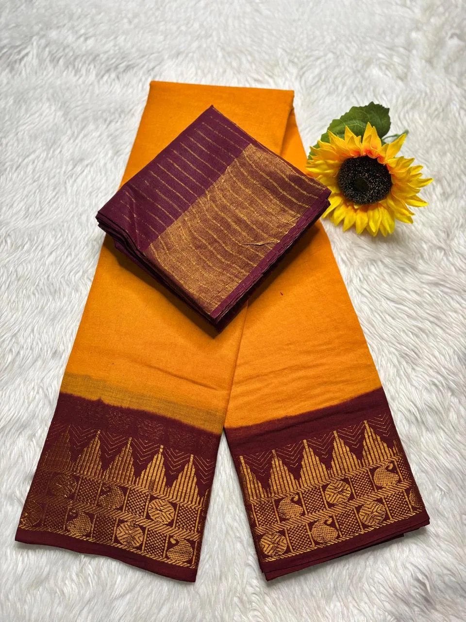Madurai sungudi cotton mayuri - Yellow with Maroon - Small border