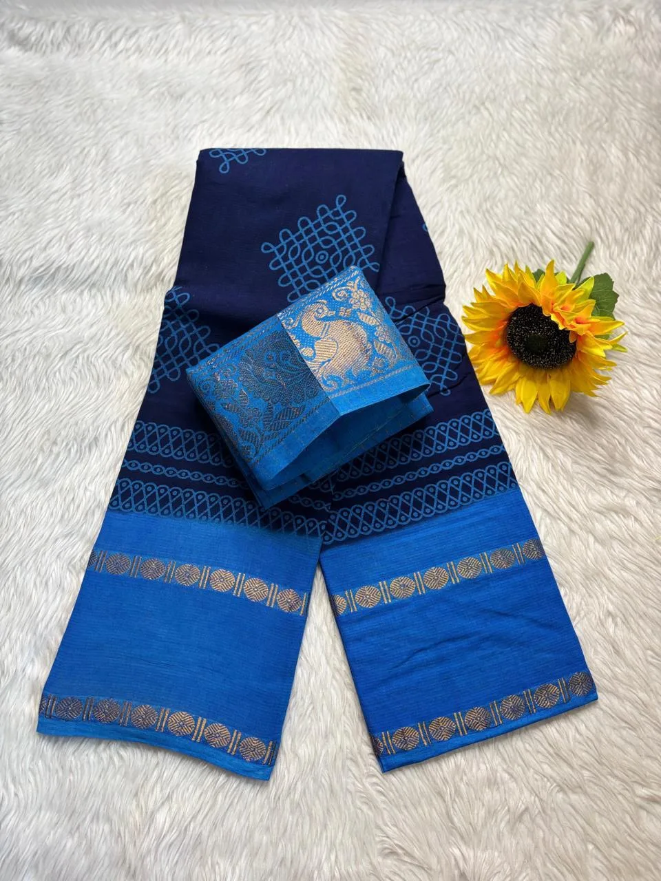 Madurai Sungudi Cotton Kolam Saree - with Blouse - Dark blue with Sky blue