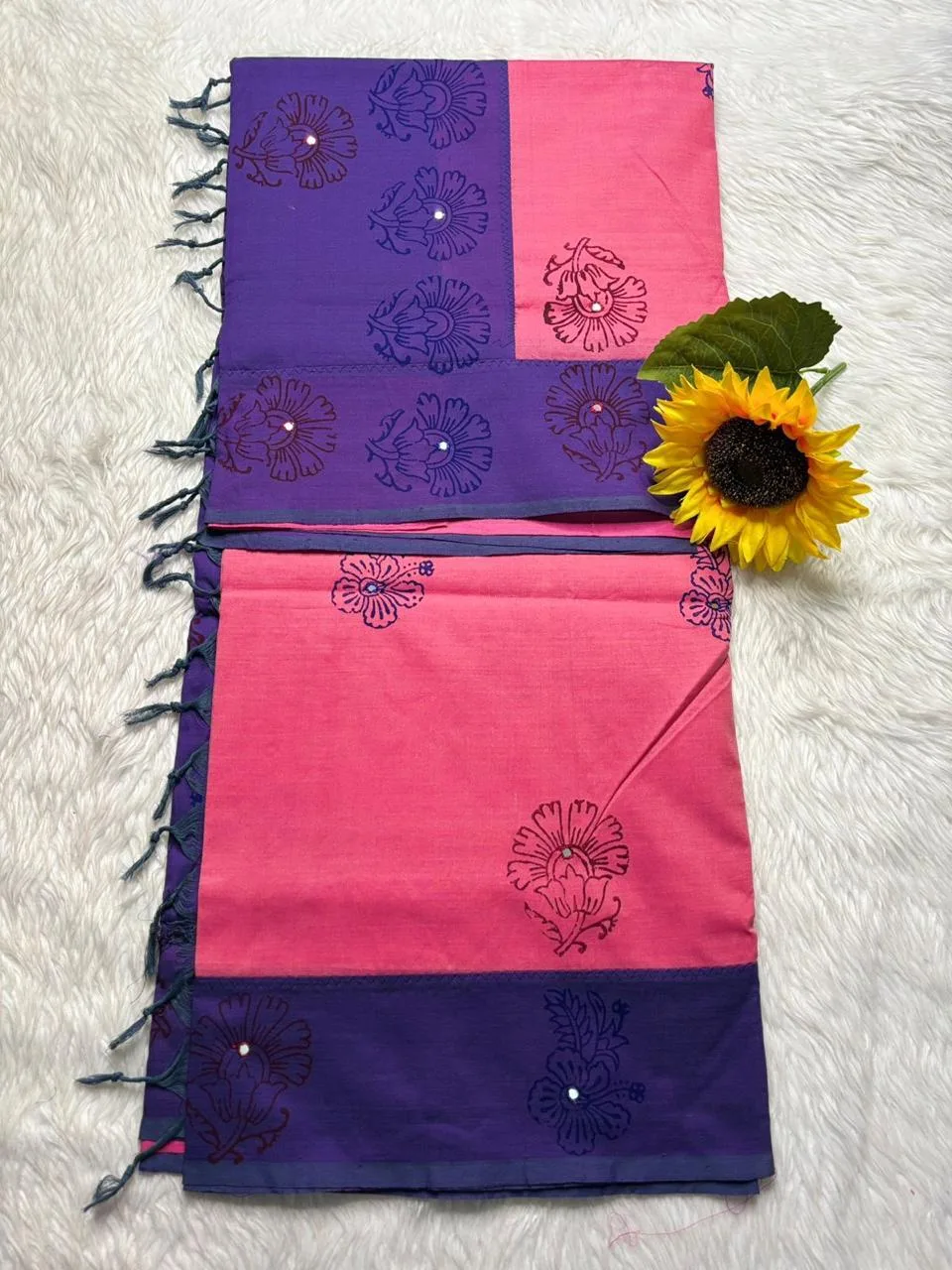 Acrylic print blended cotton sarees with mirror work - Pink (Running blouse)