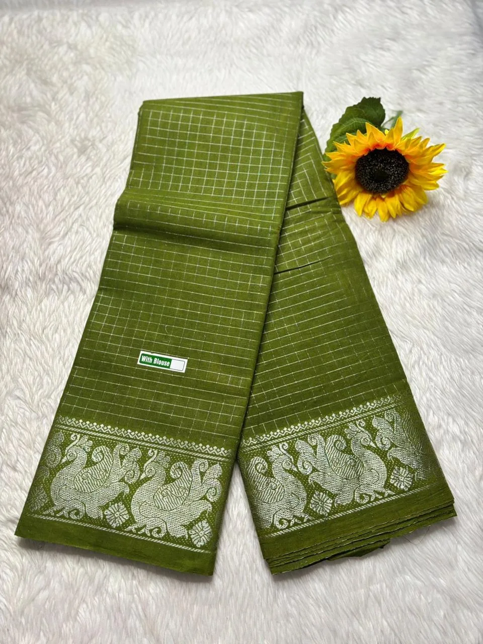 Madurai sungudi Cotton Silver Zari - Mehandi green (Running blouse)