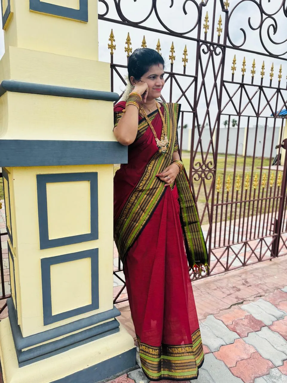 kanchi cotton saree with Running Blouse- Kanchi cotton- Maroon with black