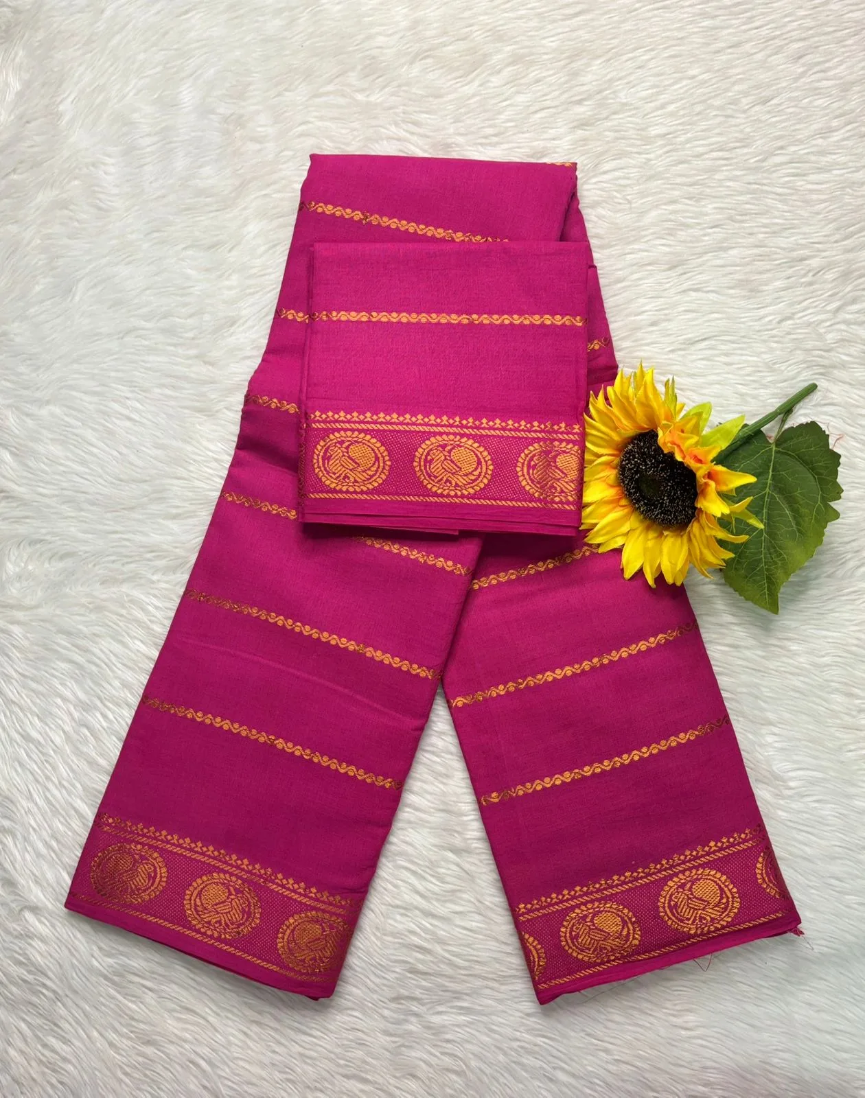Madurai sungudi cotton Veludhari Small Self border -Pink