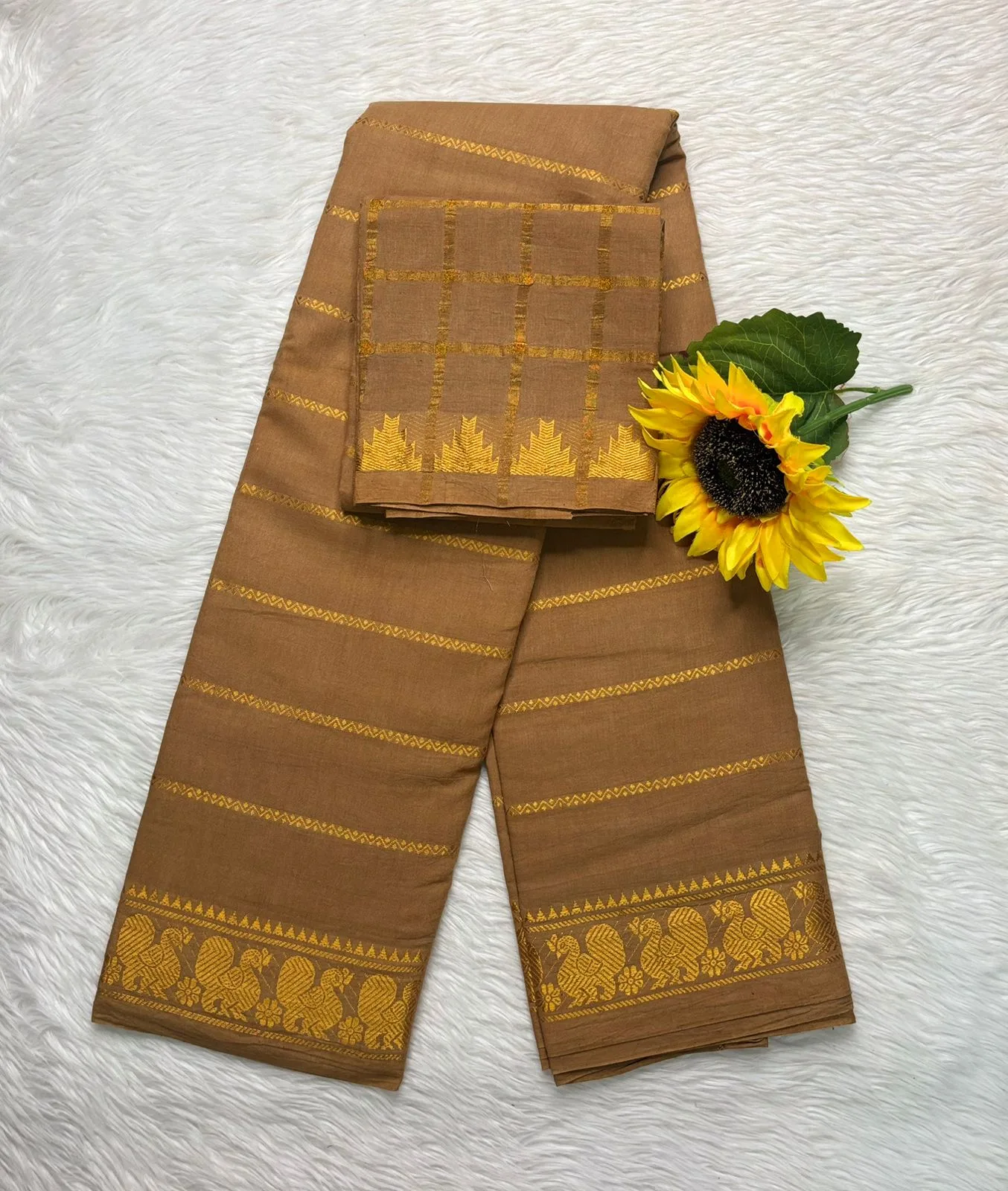 Madurai sungudi cotton Veludhari Small Self border -Narmudi