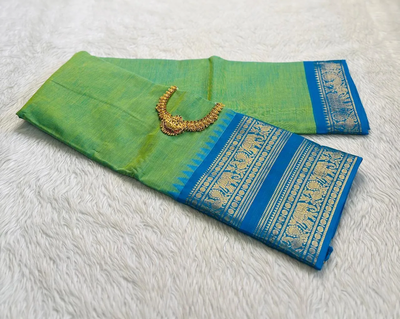 kanchi cotton saree with Running Blouse- Kanchi Cotton - Green with Copper blue