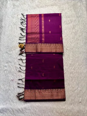 Kalyani cotton saree with Running Blouse-checked pattern- Megenta Pink
